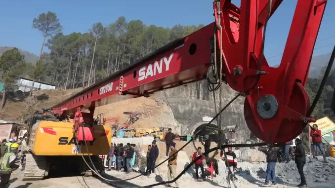 Indian Rescue Operation Intensifies: Advanced Digging Machine Deployed for 41 Trapped in Collapsed Tunnel